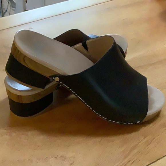 Dansko Sandale - Picture 1 of 6